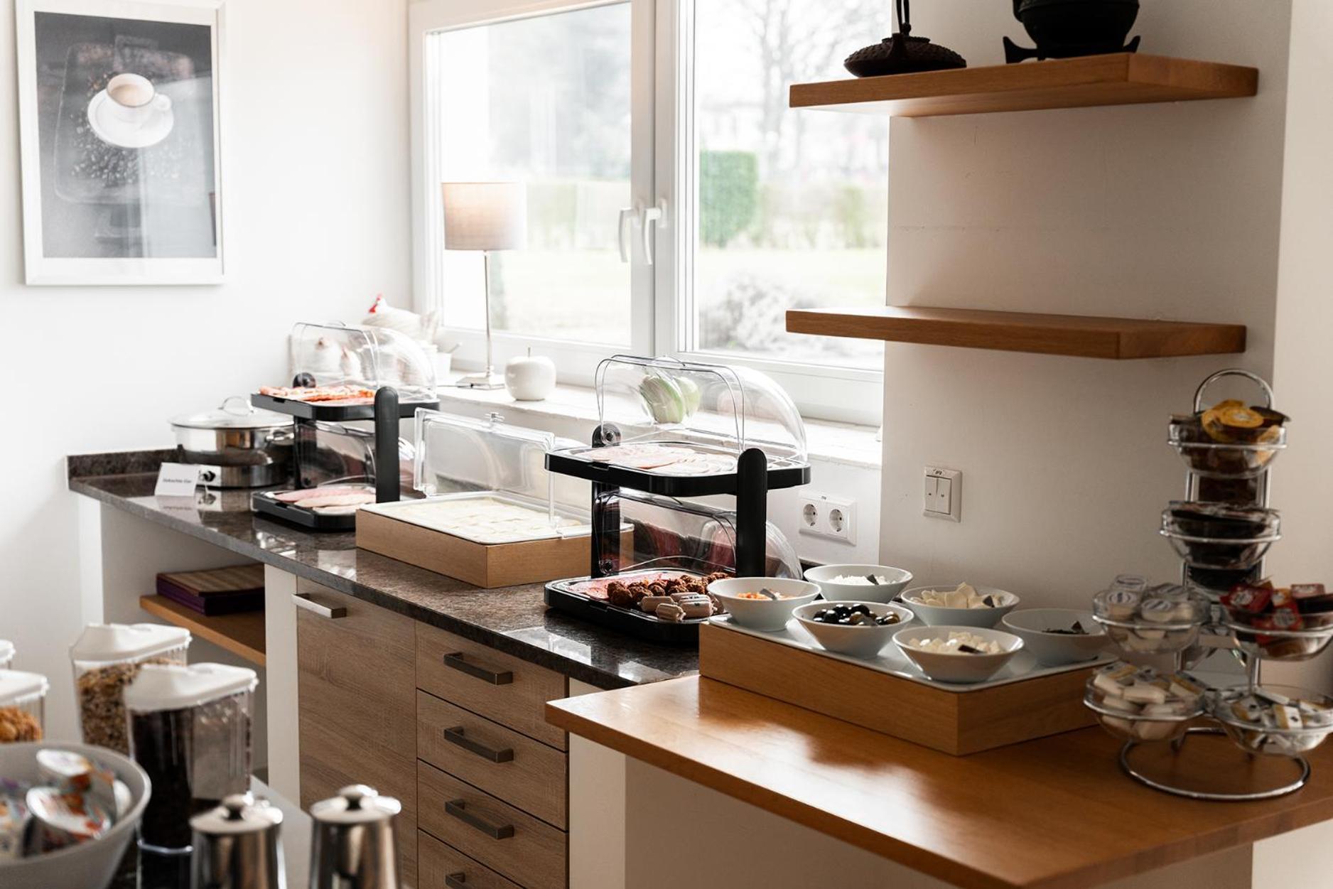 Hotel Vier Jahreszeiten An Der Therme & Kliniken Bad Krozingen Naehe Freiburg & Schwarzwald Ideal Fuer Wellness Kur & Business Ausfluege 24H Check In- Wlan & Parken Gratis Esterno foto