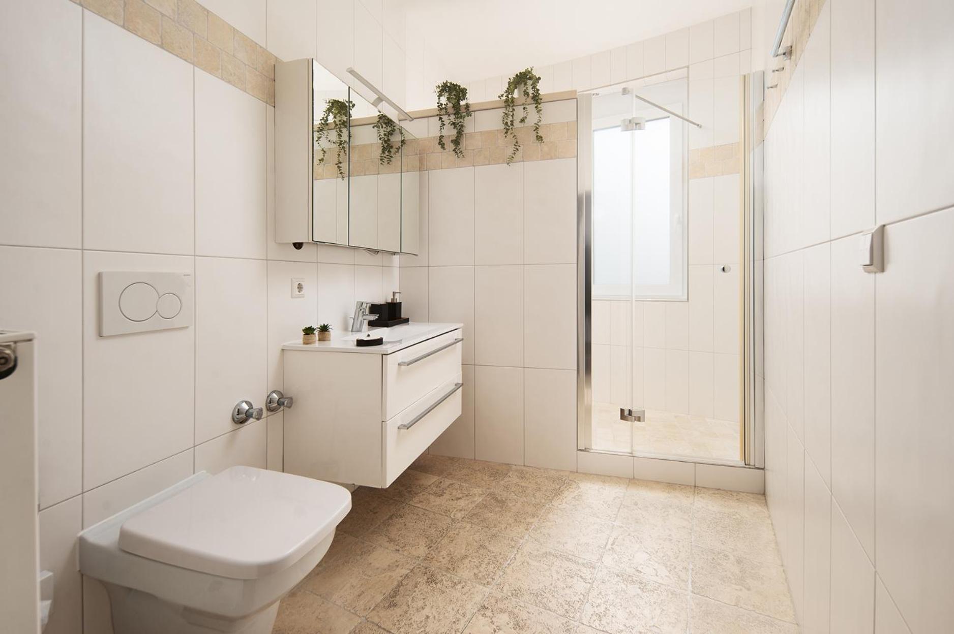 Hotel Vier Jahreszeiten An Der Therme & Kliniken Bad Krozingen Naehe Freiburg & Schwarzwald Ideal Fuer Wellness Kur & Business Ausfluege 24H Check In- Wlan & Parken Gratis Esterno foto